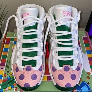 Reebok Candy Land Question Mid Shoes